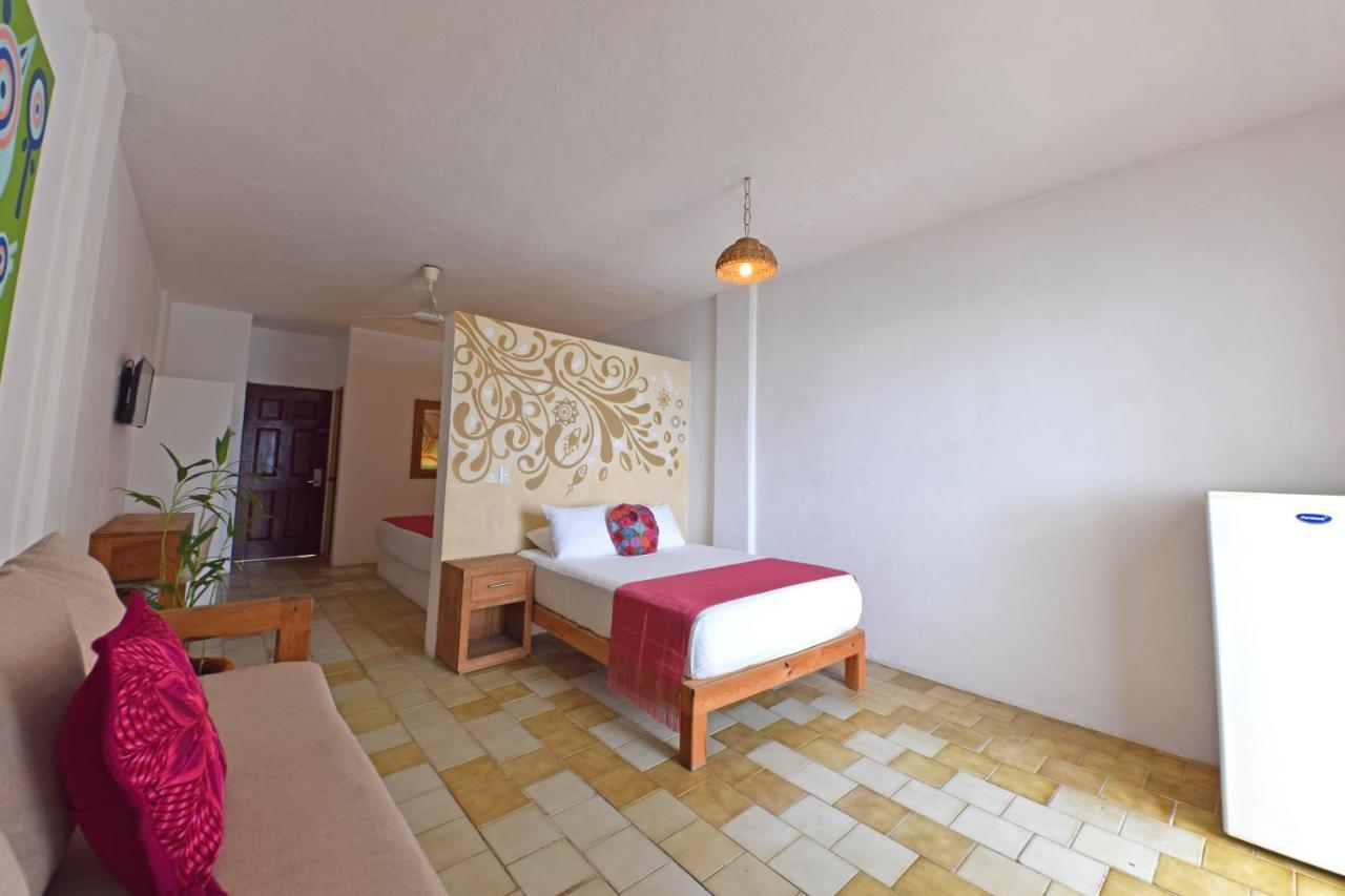 Emperador Vallarta Beachfront Hotel And Suites Puerto Vallarta Exterior foto